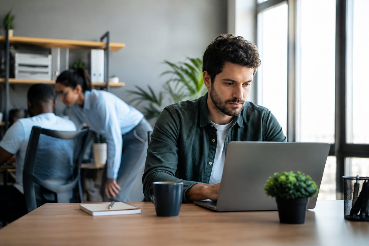 Como implementar multi-stage builds em imagens de produção: guia prático para produção
